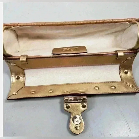 Michael Kors Santorini Gold Wicker Clutch - Picture 5 of 15